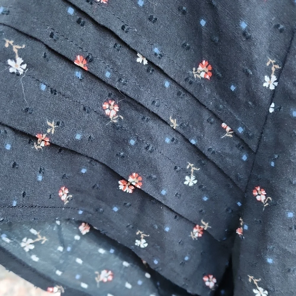 Madewell Spring Pintuck Black Floral Tie-Front Crop Top Medium